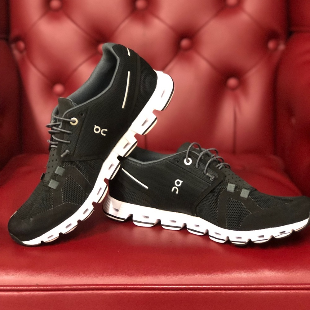 On Cloud running shoe
